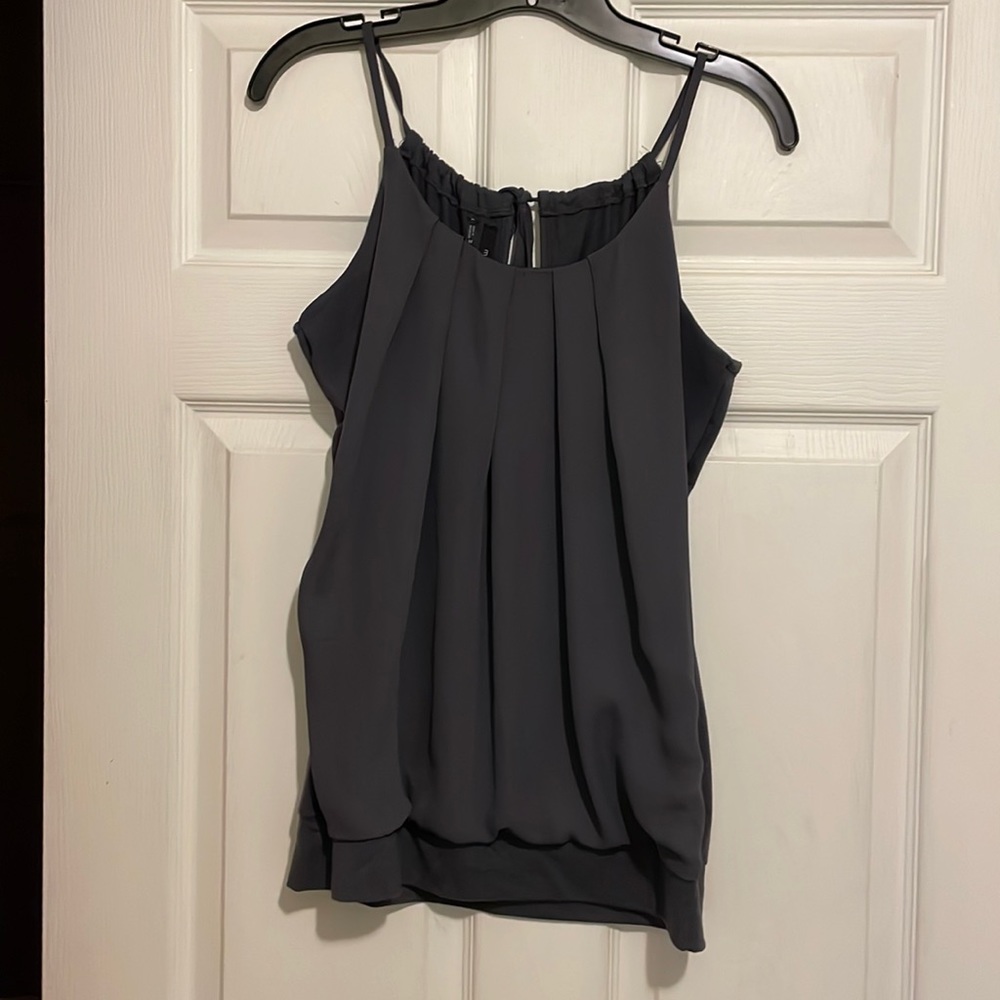 Maurices size medium top. Like new. Tank style